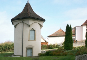 Im Turm beim Schloss war das rituelle Bad der Gemeinde untergebracht.